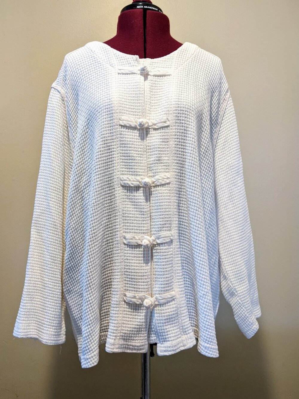 Democracy Vintage 1X Waffle Weave Mandarin Jacket Cream White Frog Closure